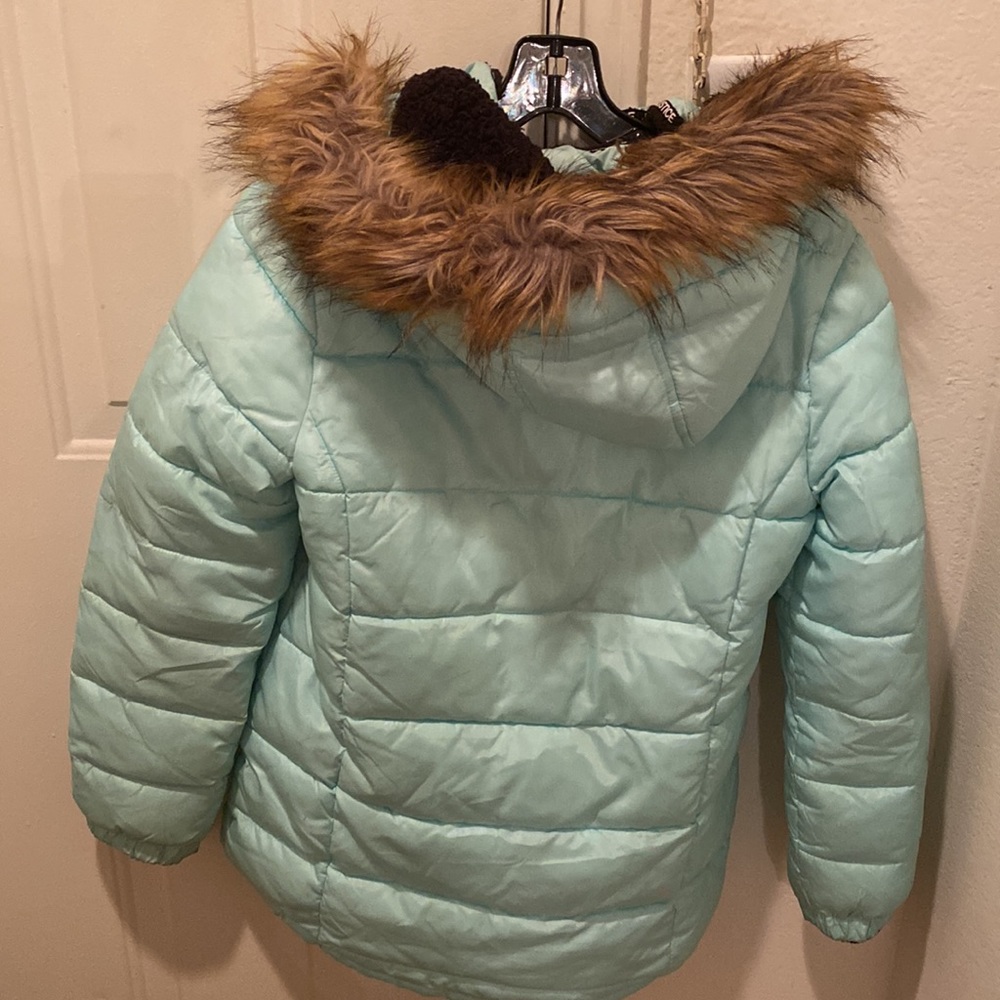 Girls Justice cost with attached faux fur hood - Picture 5 of 5